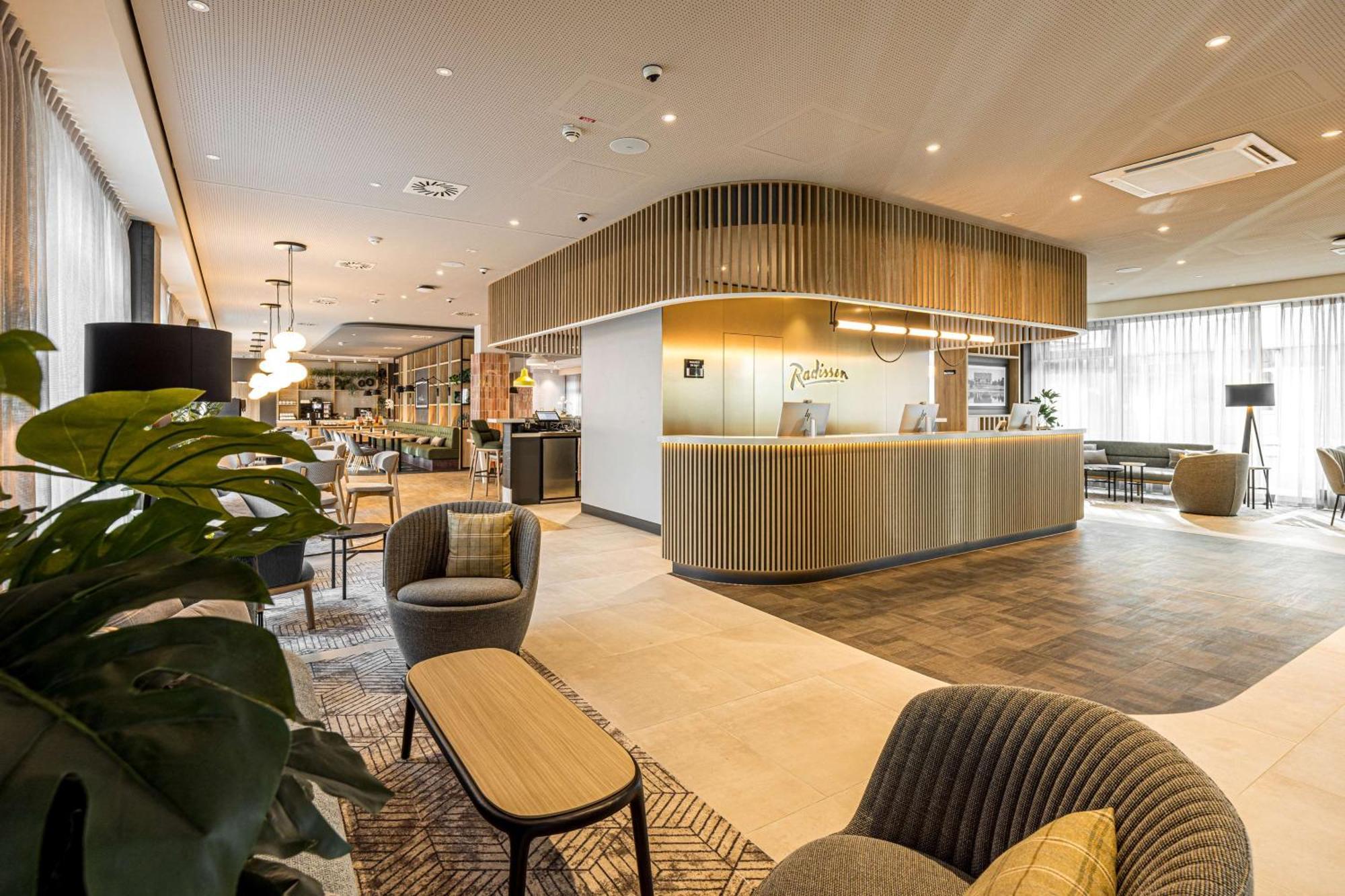 Radisson Hotel Leipzig Bagian luar foto